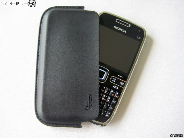 [分享] Nokia E72 隨時隨地，一手掌握工作優勢