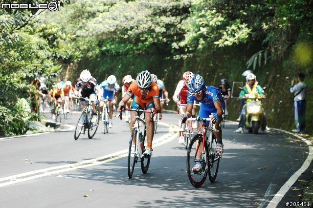 環台賽第6站第2登山點前1KM，PRO也是騎得很辛苦