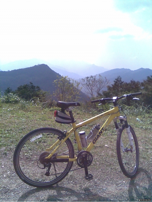虎年首發-原路來回之爆累東眼山，初試Off Road~