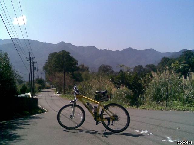 虎年首發-原路來回之爆累東眼山，初試Off Road~
