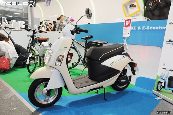 [採訪]中華汽車六月推出電氣二輪車 可電動駐車架與倒車