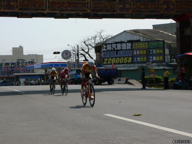 2010環台賽 第二戰 嘉義新港 短繞圈 亂拍分享