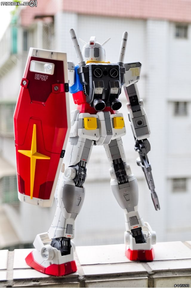 1:48 30th RX-78鋼彈  還真的蠻大隻的(圖多)補圖9/17