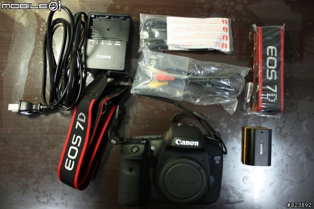 [開箱] CANON EOS 7D