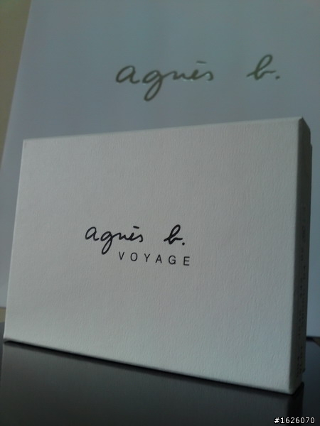[甜蜜開箱]agnes b 新春款閃亮小桃紅鑰匙包