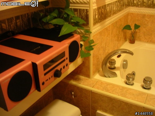 what color is your life? My life is PINK!YAMAHA MCR-040 iPod...粉紅甜心...音響試聽