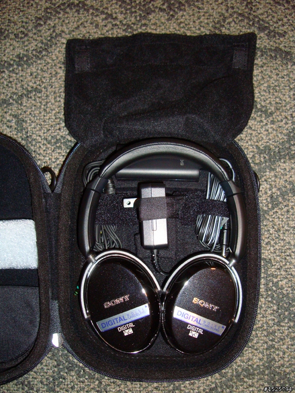 [開箱] 燒燙燙機場開箱 - SONY抗噪耳機 MDR-NC500D