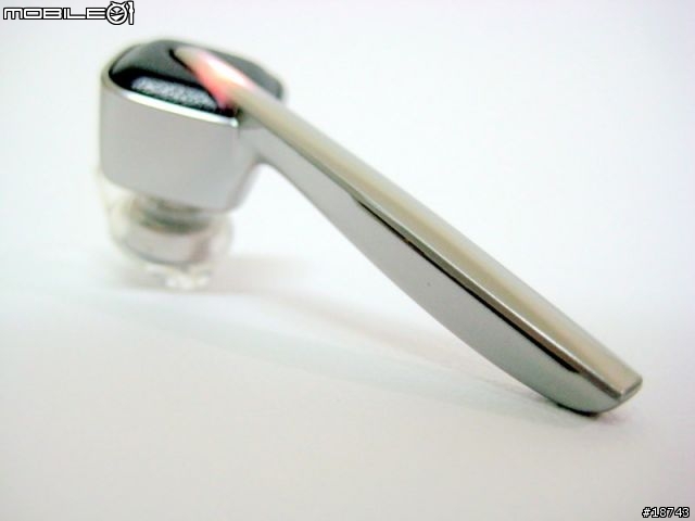 [分享] Plantronics Discovery 975 輕巧、時尚的藍牙耳機
