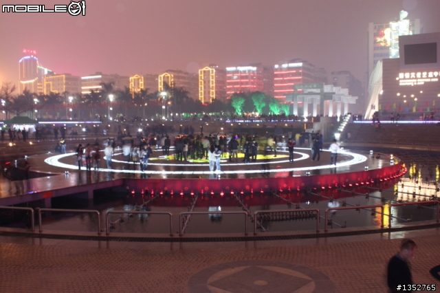 元宵節盛況 in 潮州市人民廣場 in China~