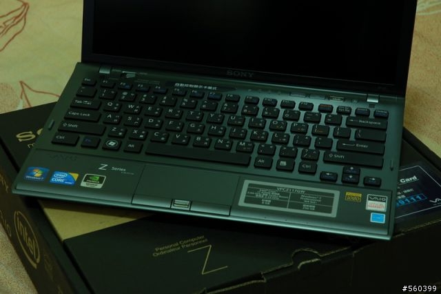 [開箱] Sony VAIO Z117 簡單開箱~