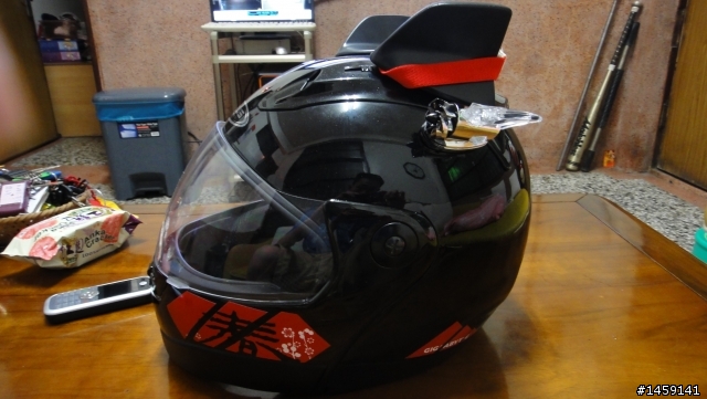 強烈個性安全帽XD