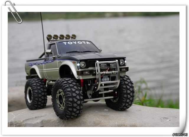 TAMIYA TOYOTA HILUX 像真車貨卡