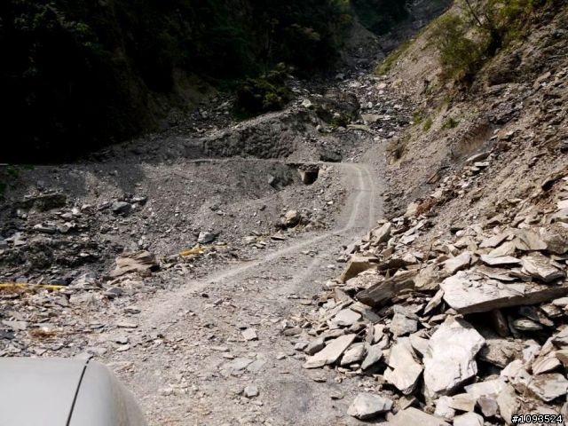 沙溪林道路不通,轉戰多納林道去!