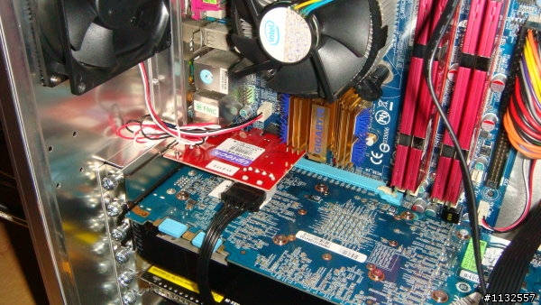 釋放效能的USB 3.0 --2.5"外接盒實測 (改裝藍光LED)