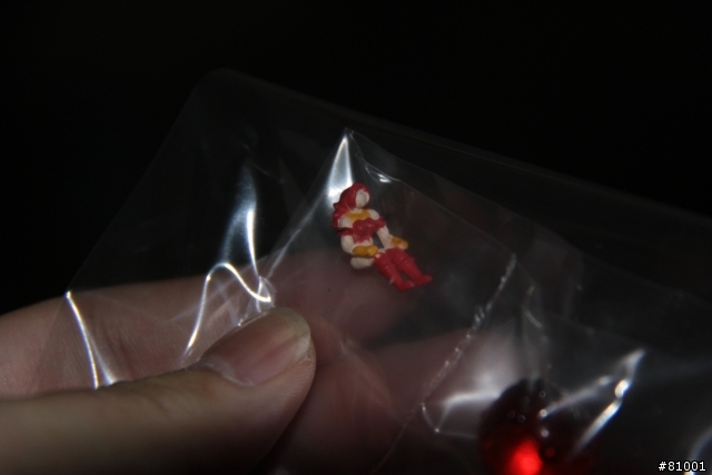 非常濫的開箱~  壽屋洛依德 018  娜歐蜜/直美式樣 狙擊迅猛龍~~