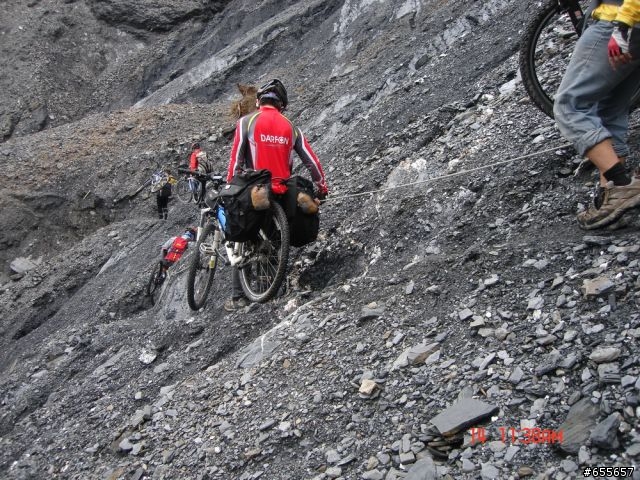 能高越嶺單車行---大崩壁 狀況