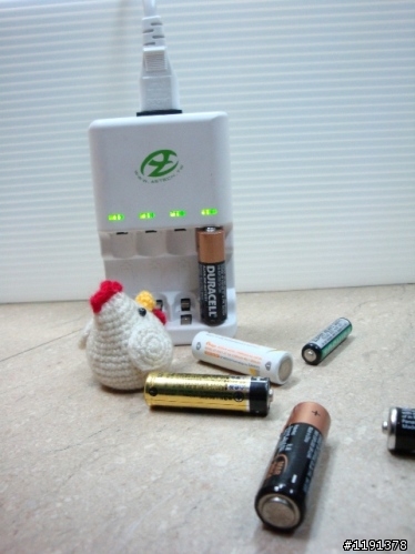 可充鹼性電池的充電器來開箱文啦