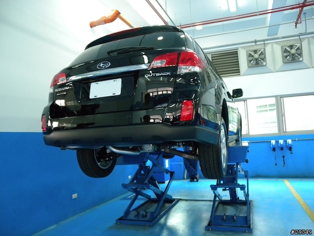 [2017更換電瓶] 2010 Subaru Outback 2.5i