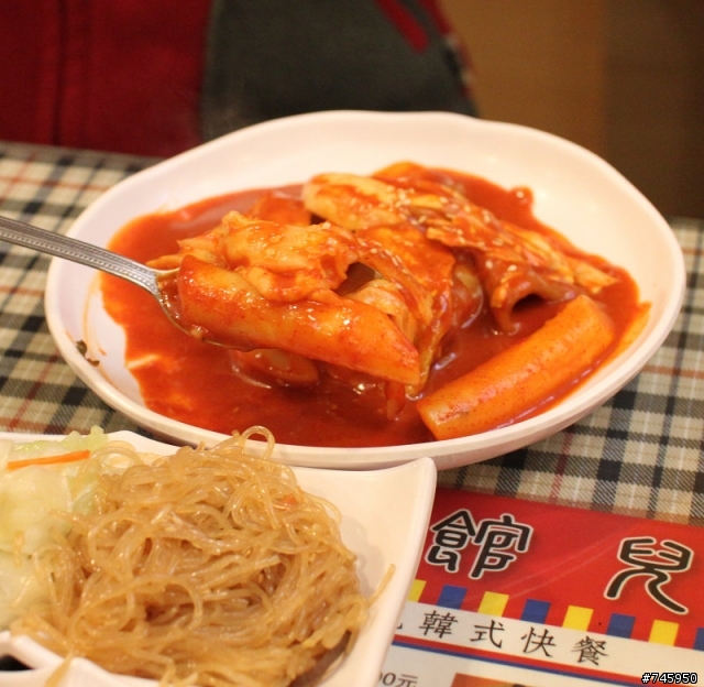 【飯館兒韓式快餐】，師大夜市
