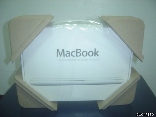 [非專業開箱-圖多] Macbook 小白快速開箱...圖片有點糊..