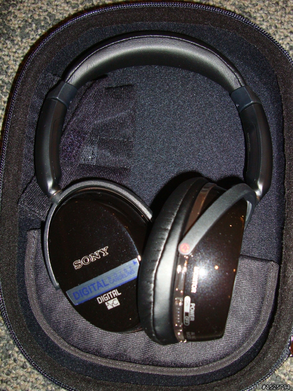 [開箱] 燒燙燙機場開箱 - SONY抗噪耳機 MDR-NC500D