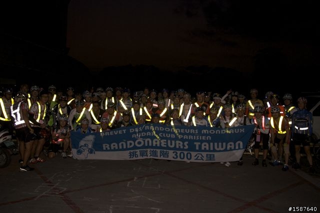 偷‧拍   2/27瘋300K選手英姿  選手們，敬請自行取用^^