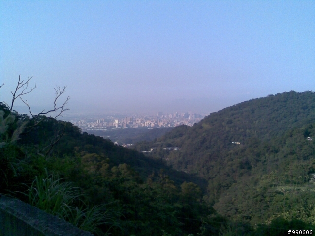 虎年首發-原路來回之爆累東眼山，初試Off Road~
