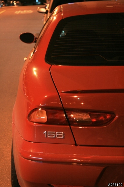 Red Alfa Romeo 156~