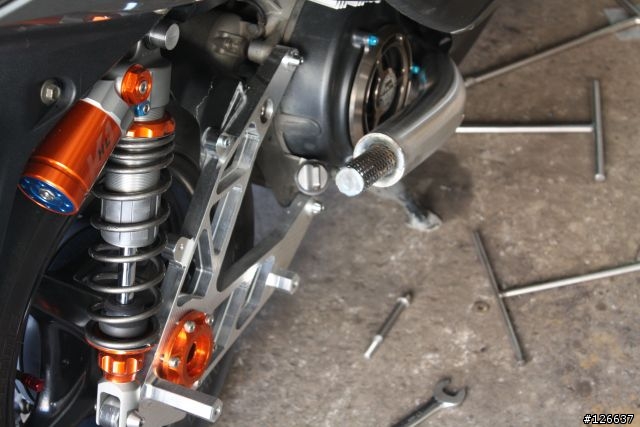 KAWASAKI ZX-10R 御用 AKRAPOVIC / 蠍子鈦合金六角鯉魚嘴 SP 版  FOR 新勁戰