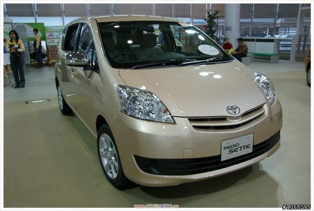 日本看到的RAV4