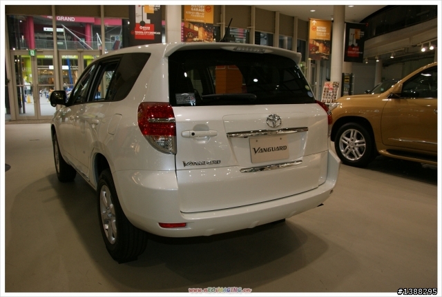 日本看到的RAV4