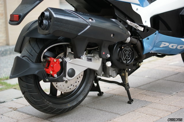 (開箱)PGO G-MAX 220 EFI 水藍白