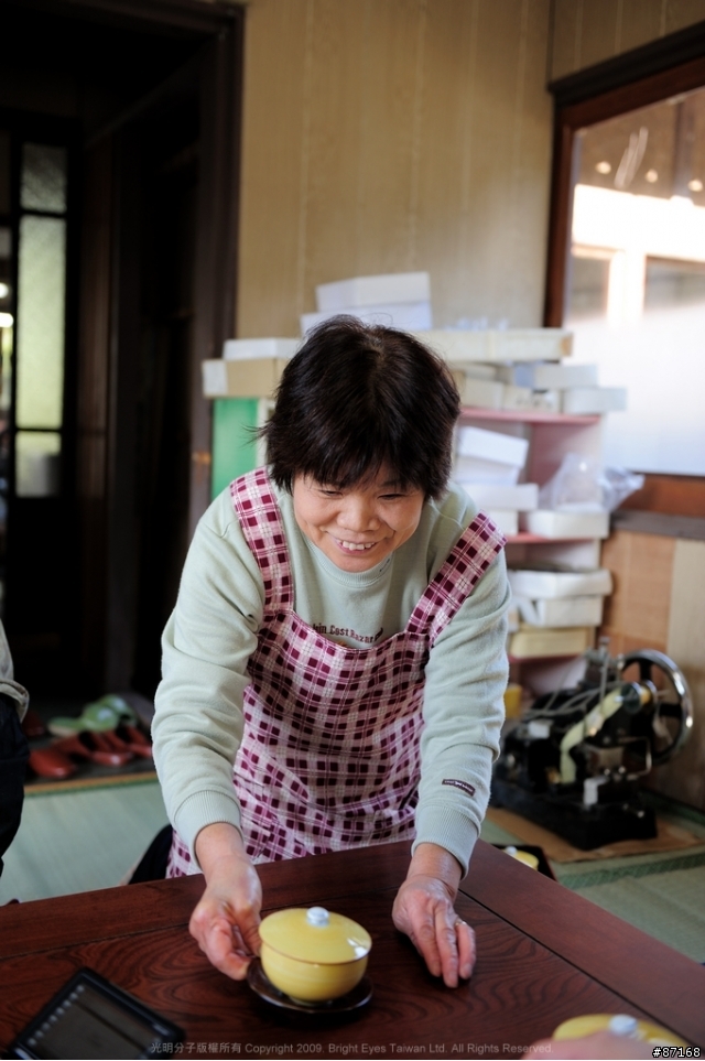 站在日本手工眼鏡界頂端的男人 ．【山本泰八郎】工坊參訪記