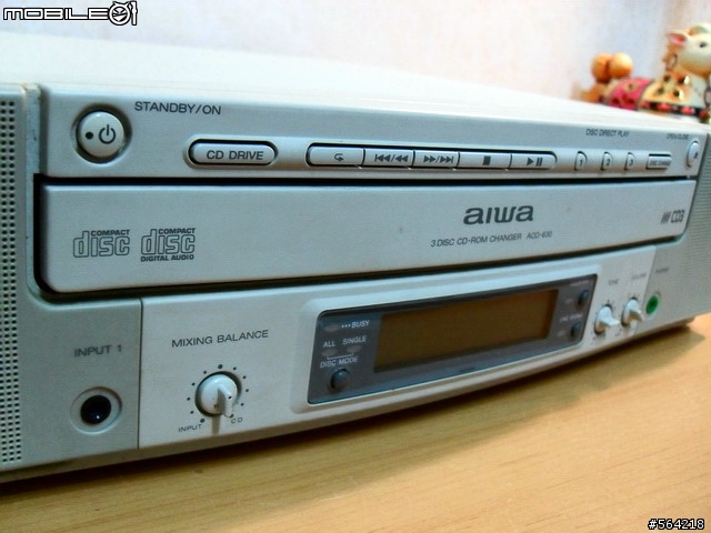 分享古物AIWA 3 DISK SCSI 光碟機