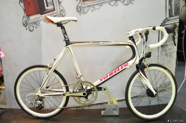 [分享]2010南港國際自行車展，分享照片連結先。