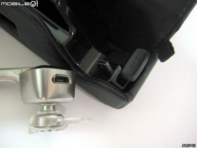 [分享] Plantronics Discovery 975 輕巧、時尚的藍牙耳機