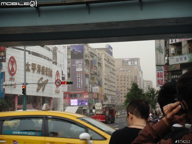 沙塵暴再強也要去X10 café!(圖多!)