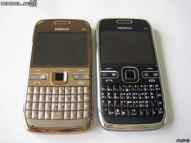 [分享] Nokia E72 隨時隨地，一手掌握工作優勢