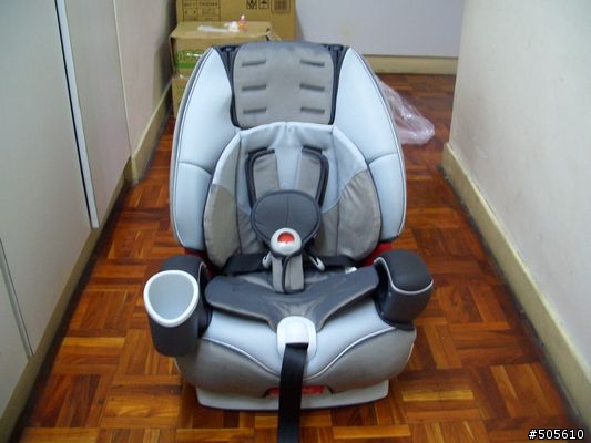 [開箱]Graco Nautilus 3-in-1 鸚鵡螺號三合一兒童安全汽座開箱