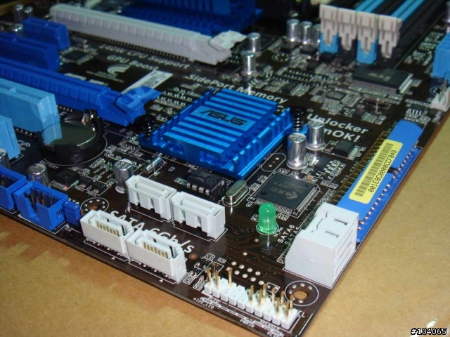 AMD 890的開核，M4A89GTD PRO輕鬆Core Unlocker