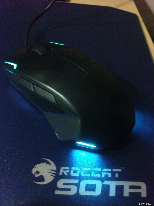 ROCCAT KOVA滑鼠 & ROCCAT SOTA鼠墊 !!!