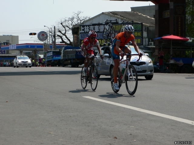 2010環台賽 第二戰 嘉義新港 短繞圈 亂拍分享