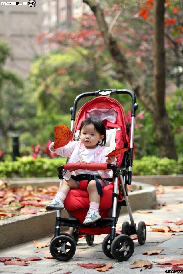 Canon 550D+50mm F1.4 戶外拍小孩
