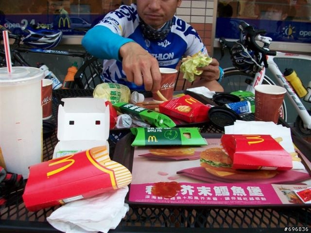 3月7日跟車友為NS300K準備，約騎台中-嘉義來回