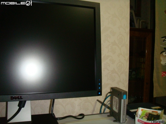 DELL U2711 台灣搶先開箱～～