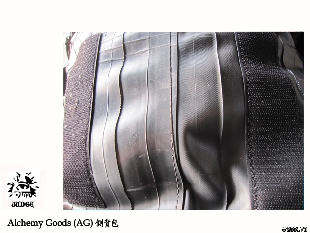 [開箱] 環保素材 輪胎製做的背包   Alchemy Goods (AG) 側背包