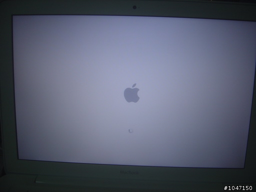 [非專業開箱-圖多] Macbook 小白快速開箱...圖片有點糊..