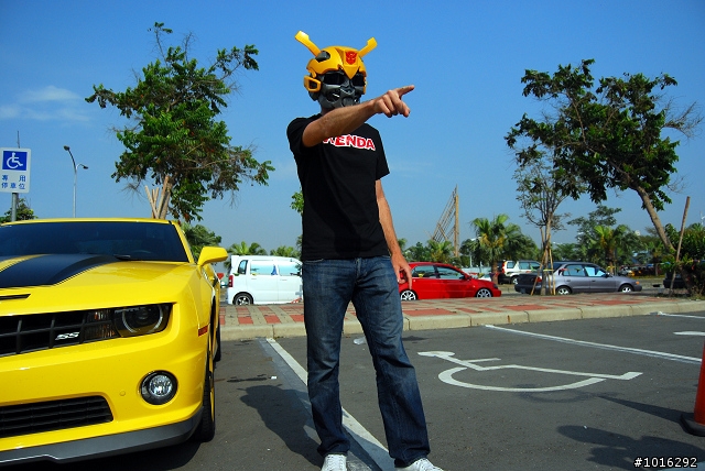 575、大黃蜂&R35 in夢時代