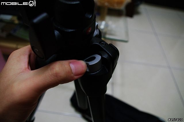 第一次花錢買腳架-Manfrotto 7302YB