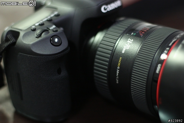 [開箱] CANON EOS 7D